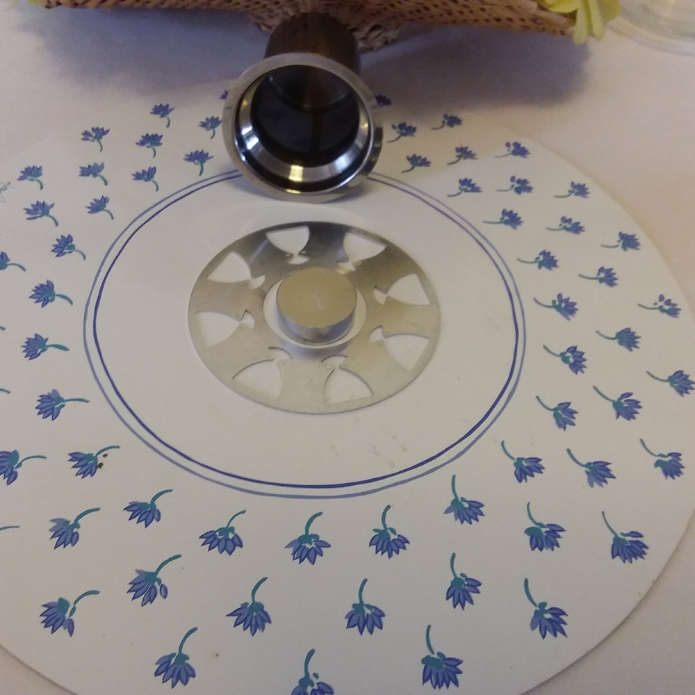 Teapot Set w/Infuser - Picture 5 of 12